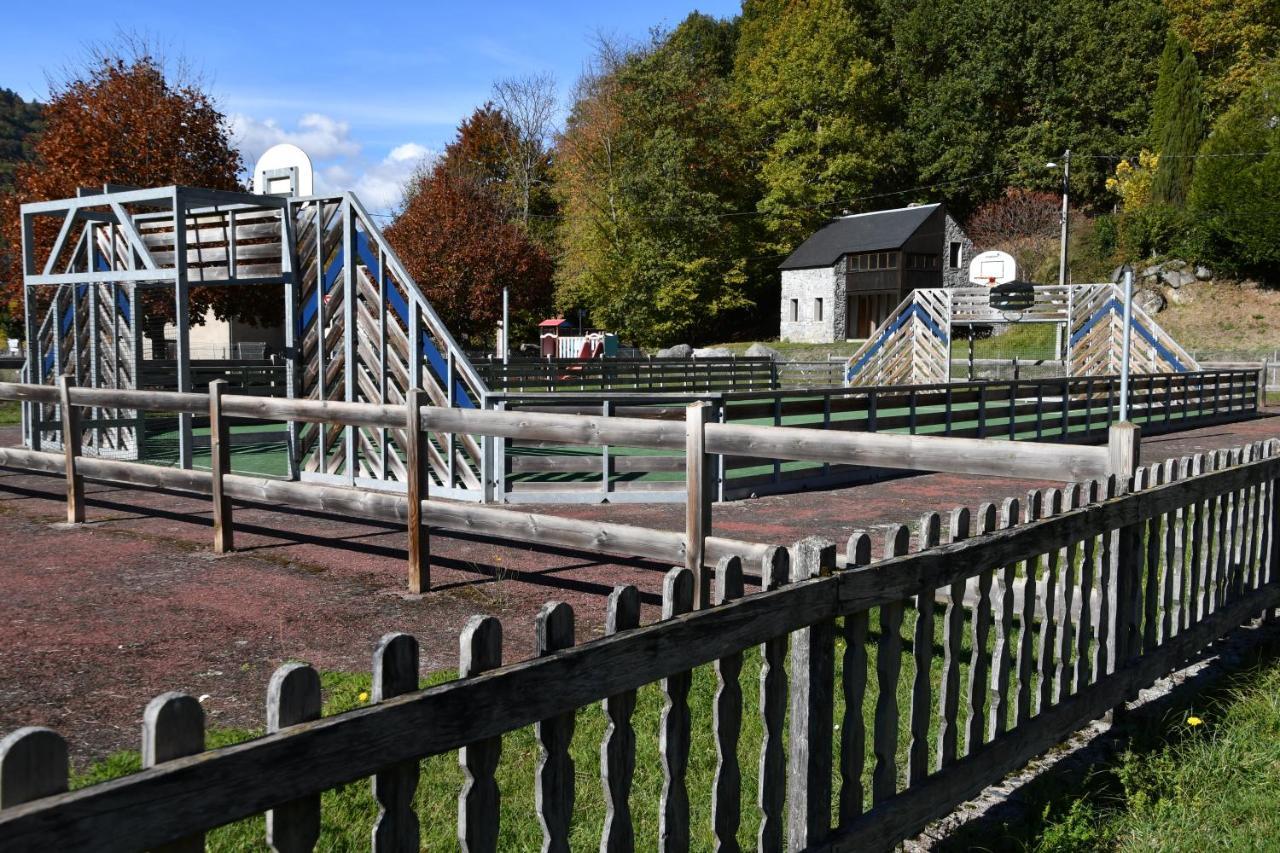 Maison tout confort pour votre séjour en famille Borderes-Louron Esterno foto